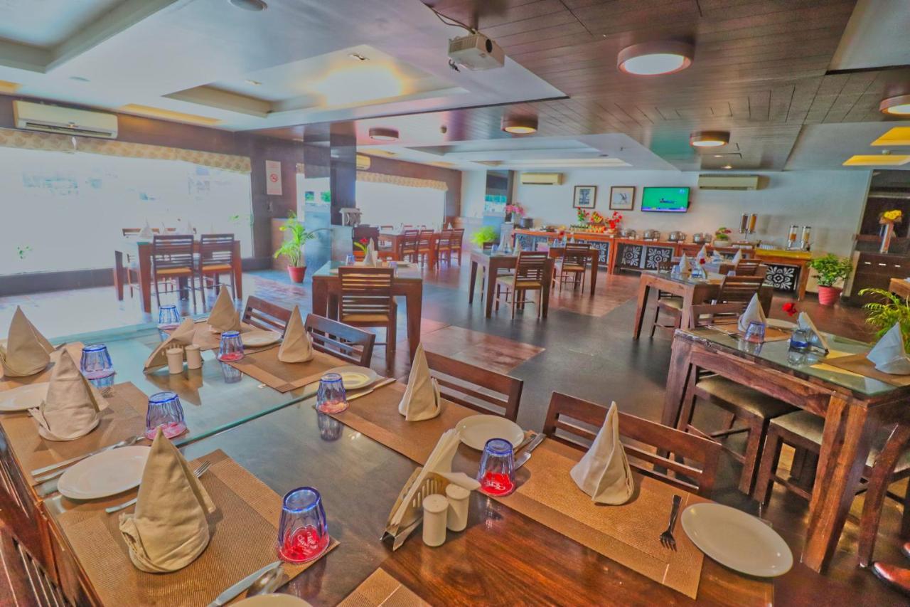 Hotel Clarks Collection Vadodara Dış mekan fotoğraf